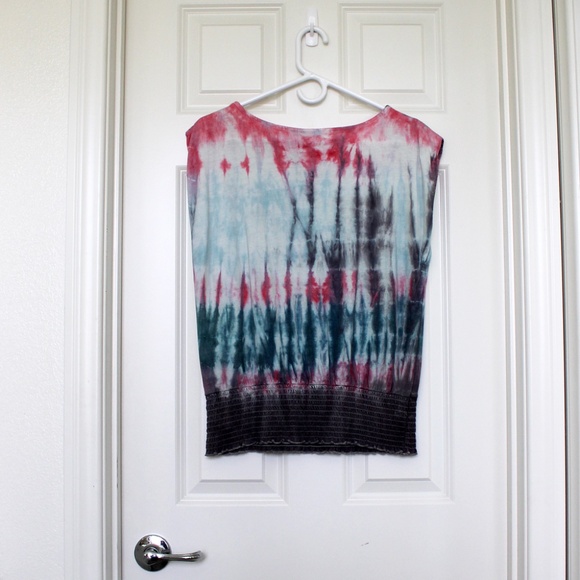 Handmade tie dye surplus sleeveless blouse by Hue Revival - Picture 4 of 12